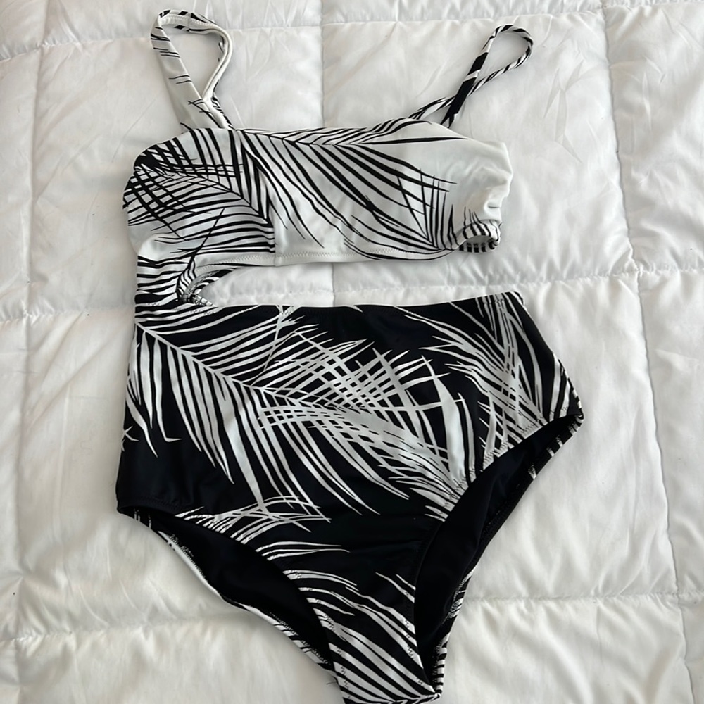 Athleta, black and white design one piece swimsuit